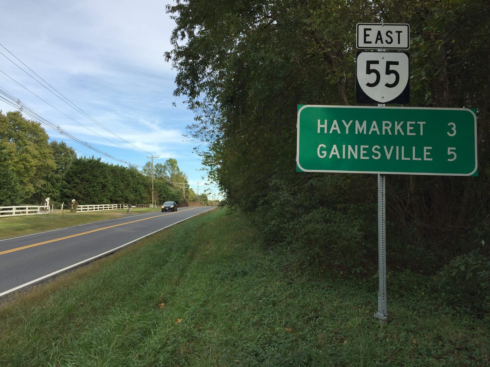 2016-10-11 16 29 30 View east along Virginia State Route 55 (John Marshall Highway) just west of Virginia State Secondary Route 723 in Thoroughfare, Prince William County, Virginia